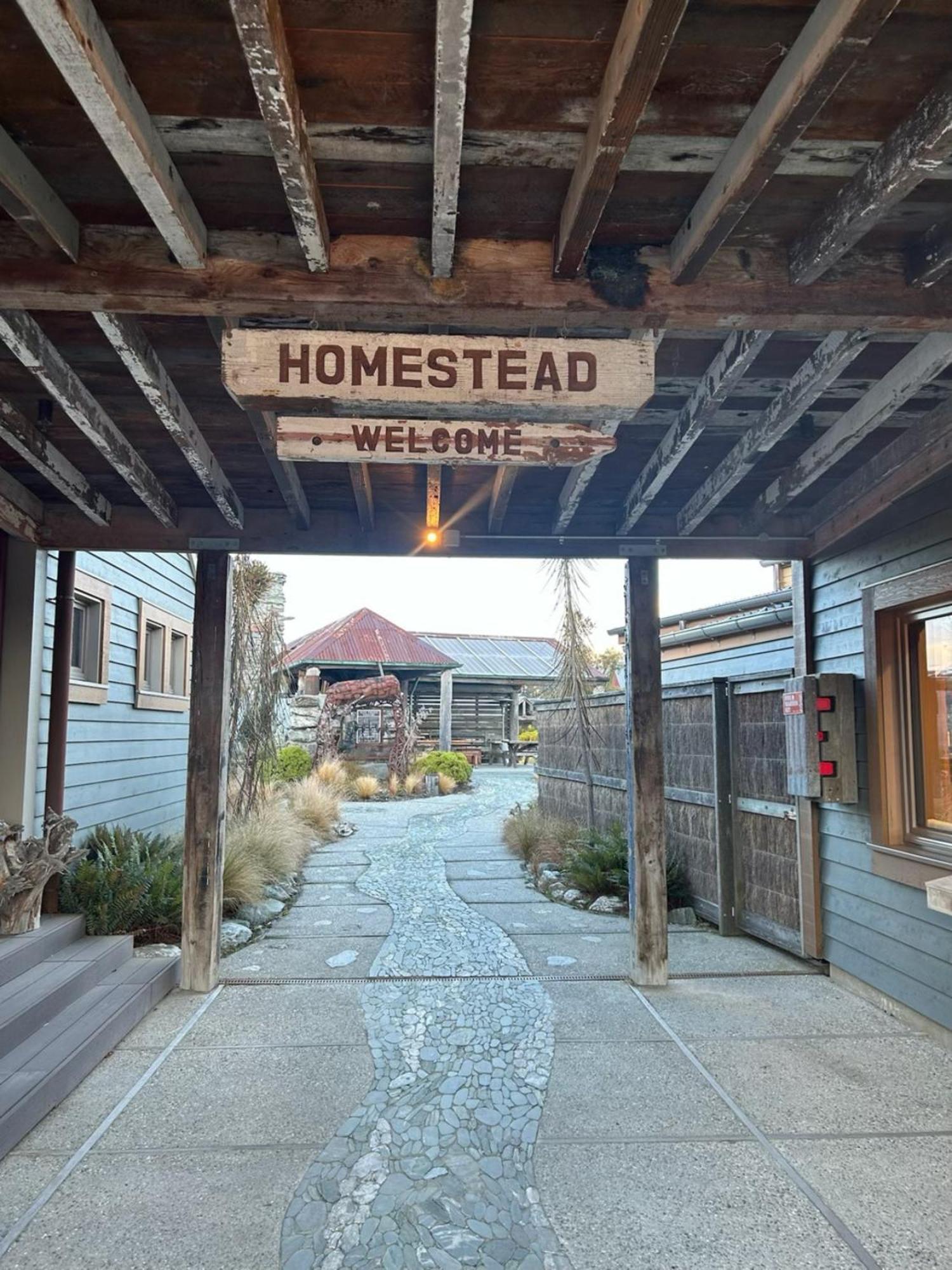 The Headwaters Eco Lodge Glenorchy Exterior photo